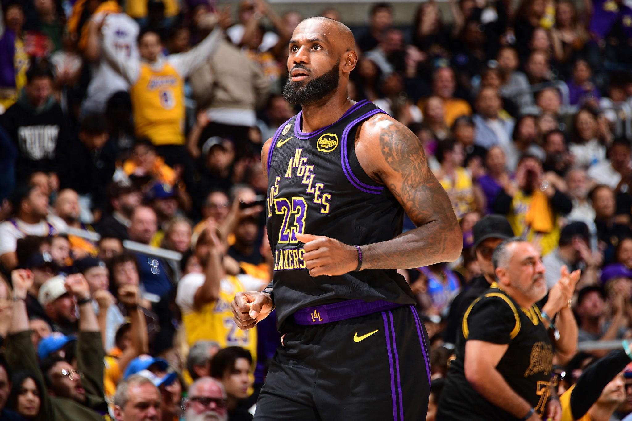 宝威体育官方网站-湖人0-4出局后，NBA夺冠概率更新！骑士1.8%遭低估马刺13.2%第三